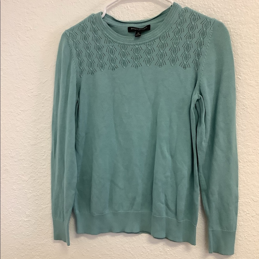 Women’s Banana Republic teal blue sweater M